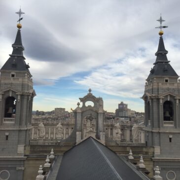 PodCastizo n.º 67: Historia, descripción y curiosidades de la Catedral de la Almudena de Madrid.